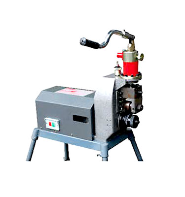 Looking for a high-quality pipe grooving machine in Singapore? The Pipe Grooving Machine (GC200-BN) is a dependable compact type grooving machine.